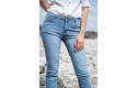 Thumbnail of jeans-001_67318.jpg